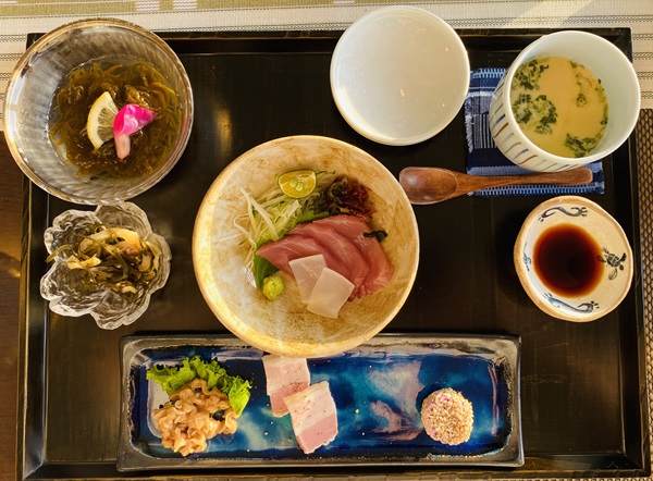 セブンカラーズ石垣島夕食２